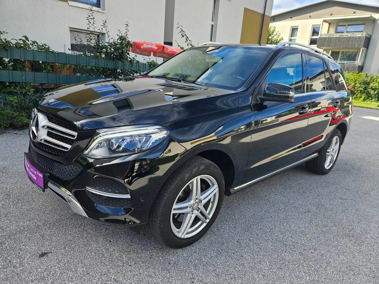 Mercedes-Benz GLE 250 GLE 250 d 4Matic (166.004) Schwarz - 2