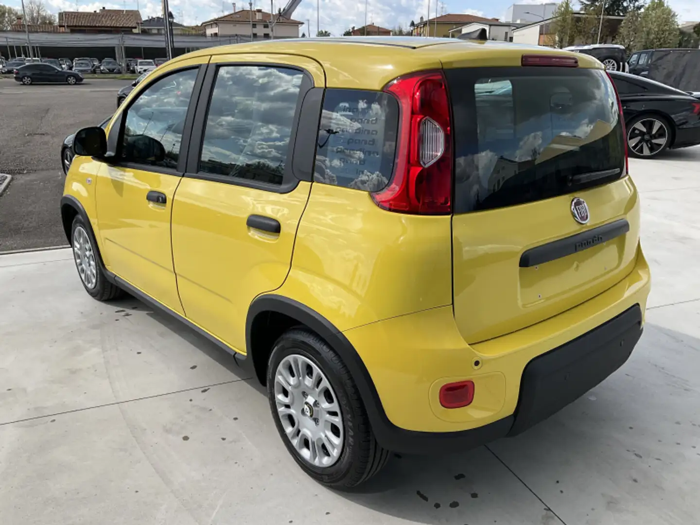 Fiat New Panda 1.0 FireFly S&S Hybrid Galben - 2