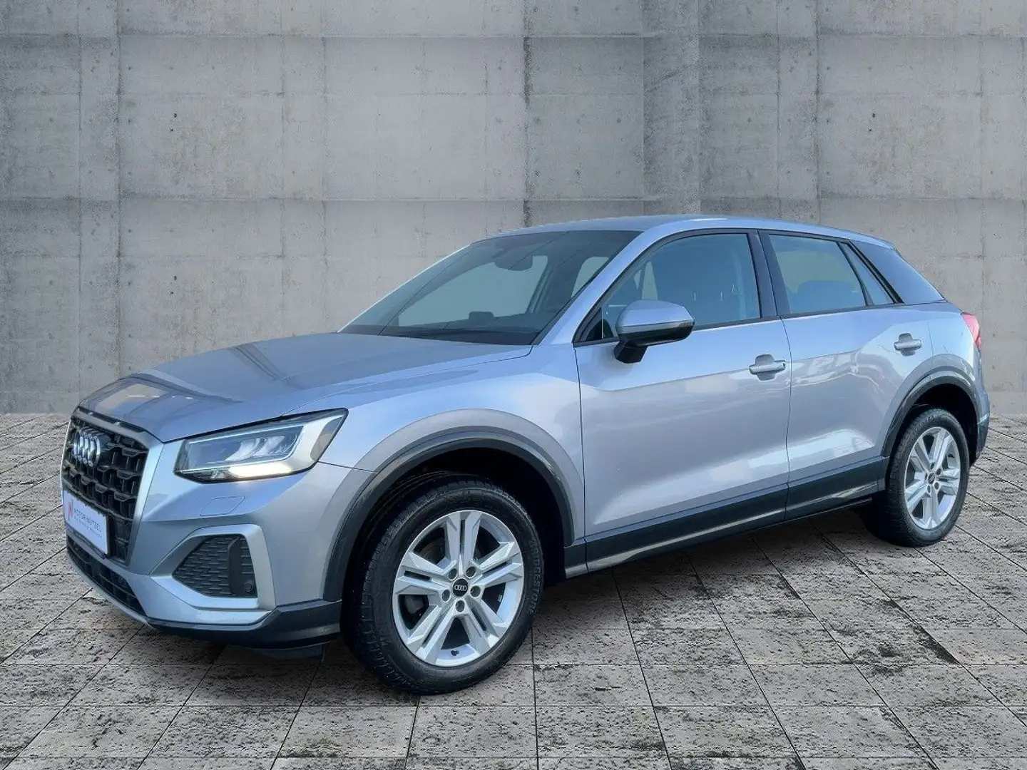 Audi Q2 30 TFSI ADVANCED 5JG+LED+NAVI+ACC+PDC+DAB+SHZ Silber - 2