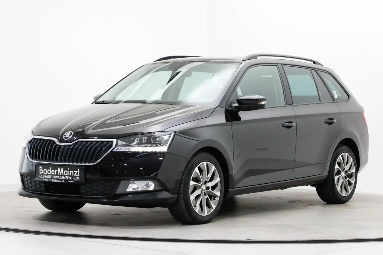 Skoda Fabia Combi 1.0 TSI DSG Clever PDC CarPlay SHZ Schwarz - 2
