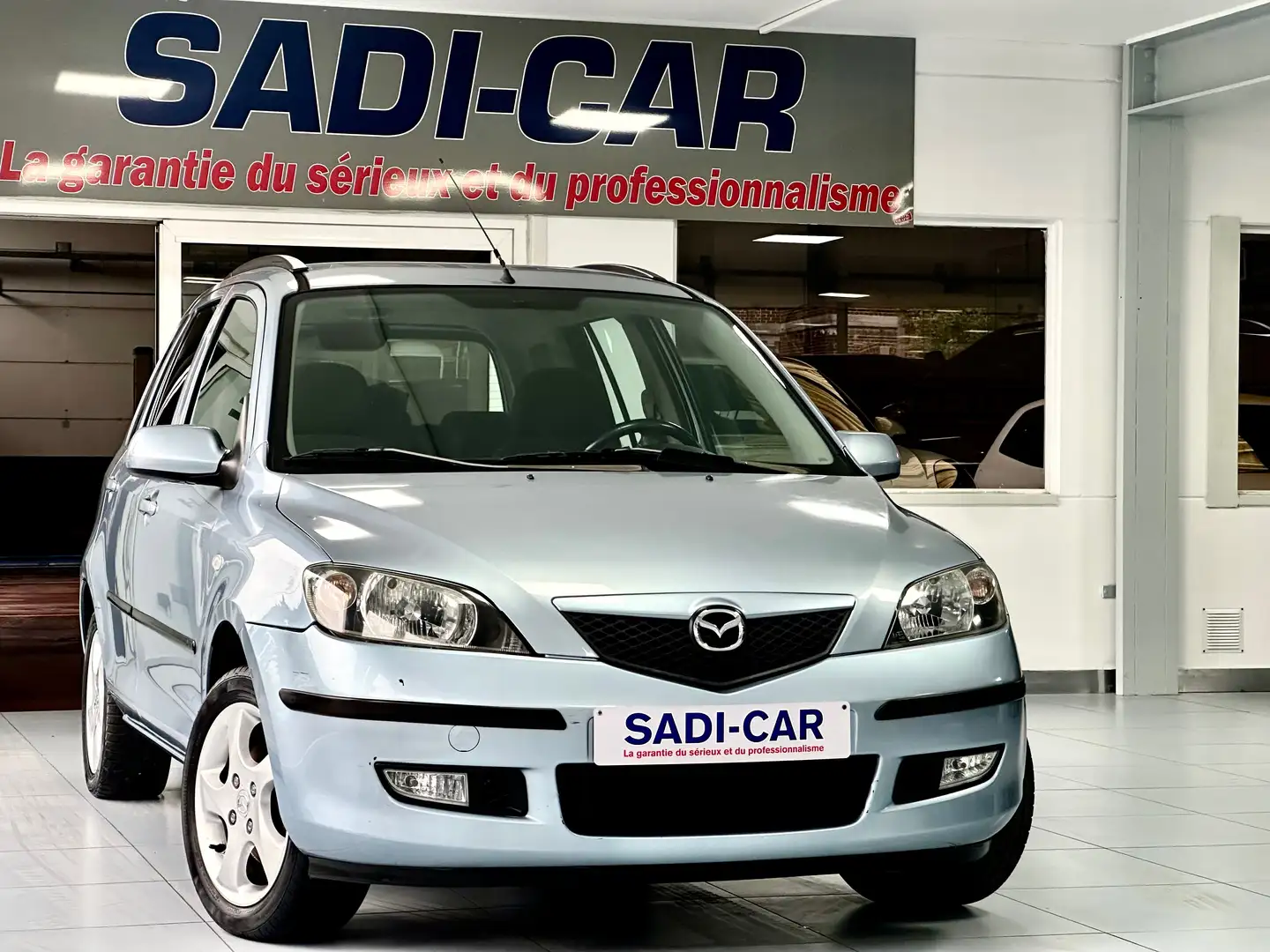 Mazda 2 1.4i 16v TSi 80cv Bleu - 1