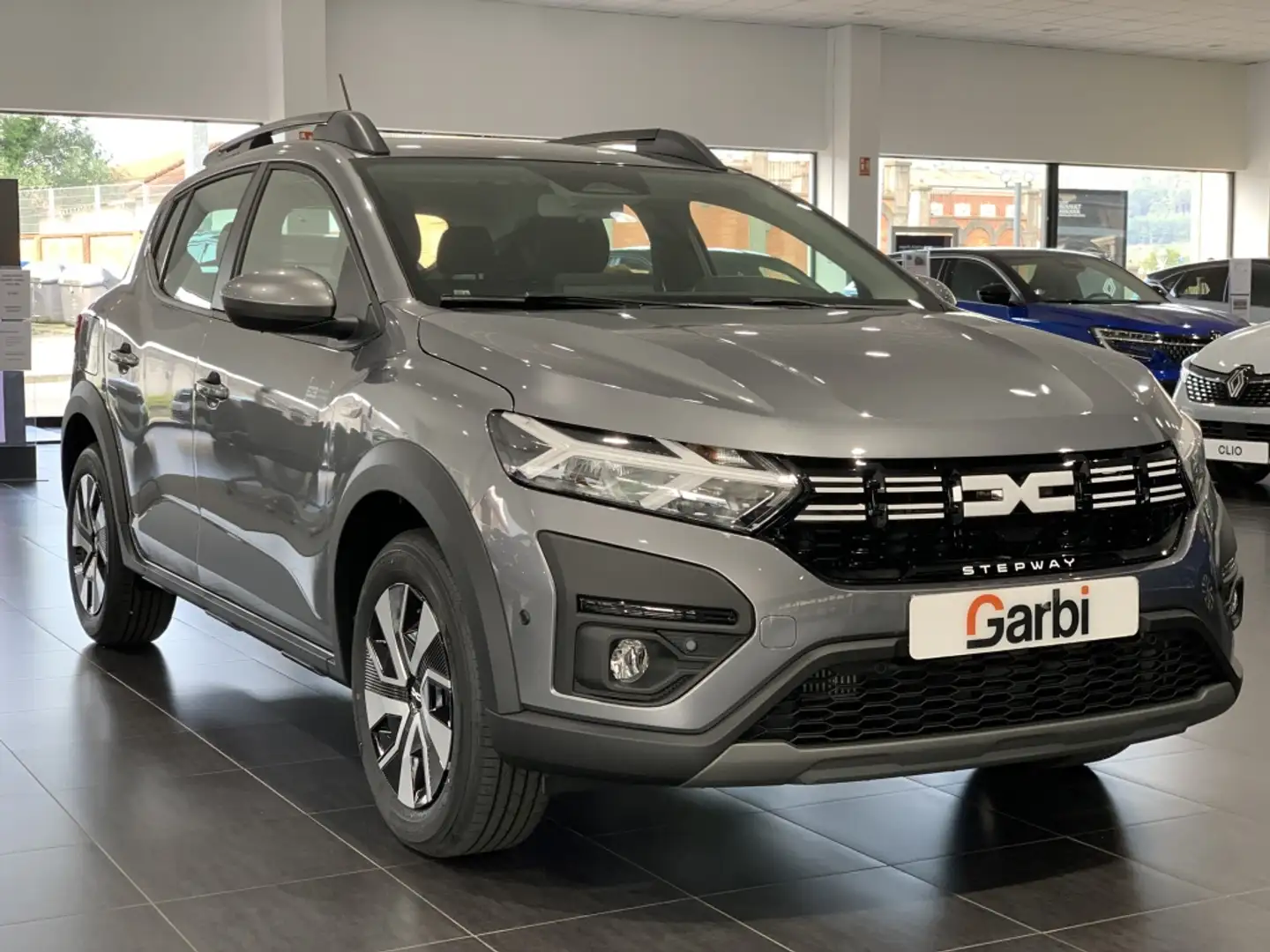 Dacia Sandero Stepway ECO-G Expresion 74kW Gris - 1