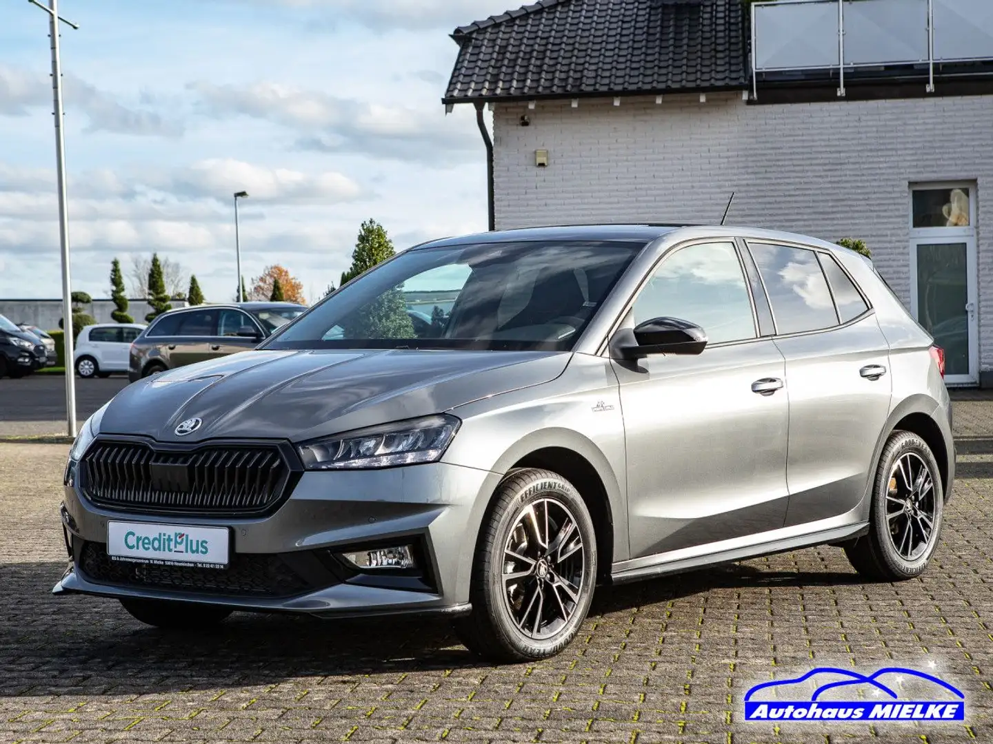 Skoda Fabia Monte Carlo 1.0 DSG/AluLED/Cam/App/Temp Navi Grijs - 1