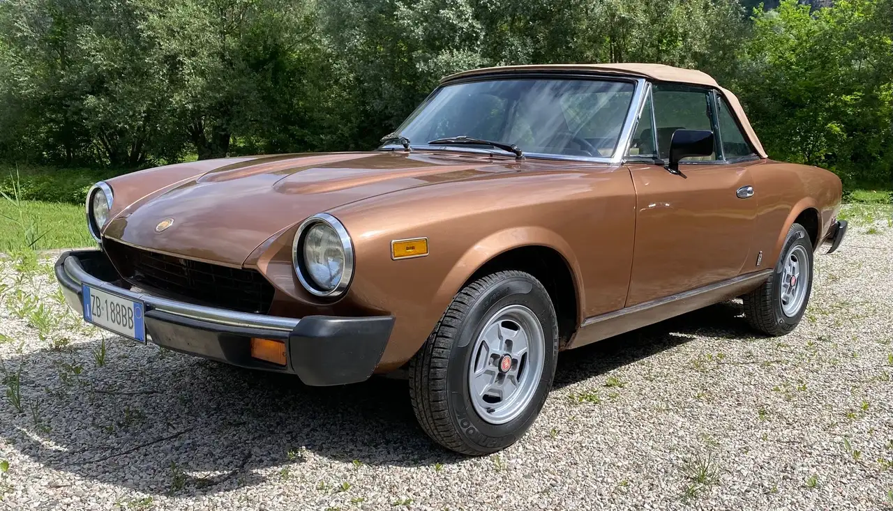 Fiat 124 Spider, foto 8