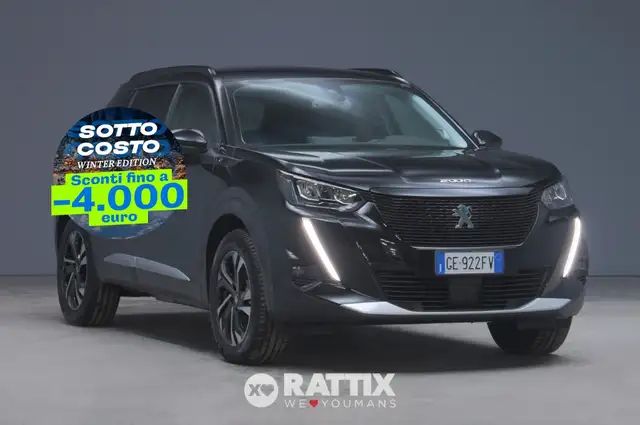Peugeot e-2008 motore elettrico 100kW Allure
