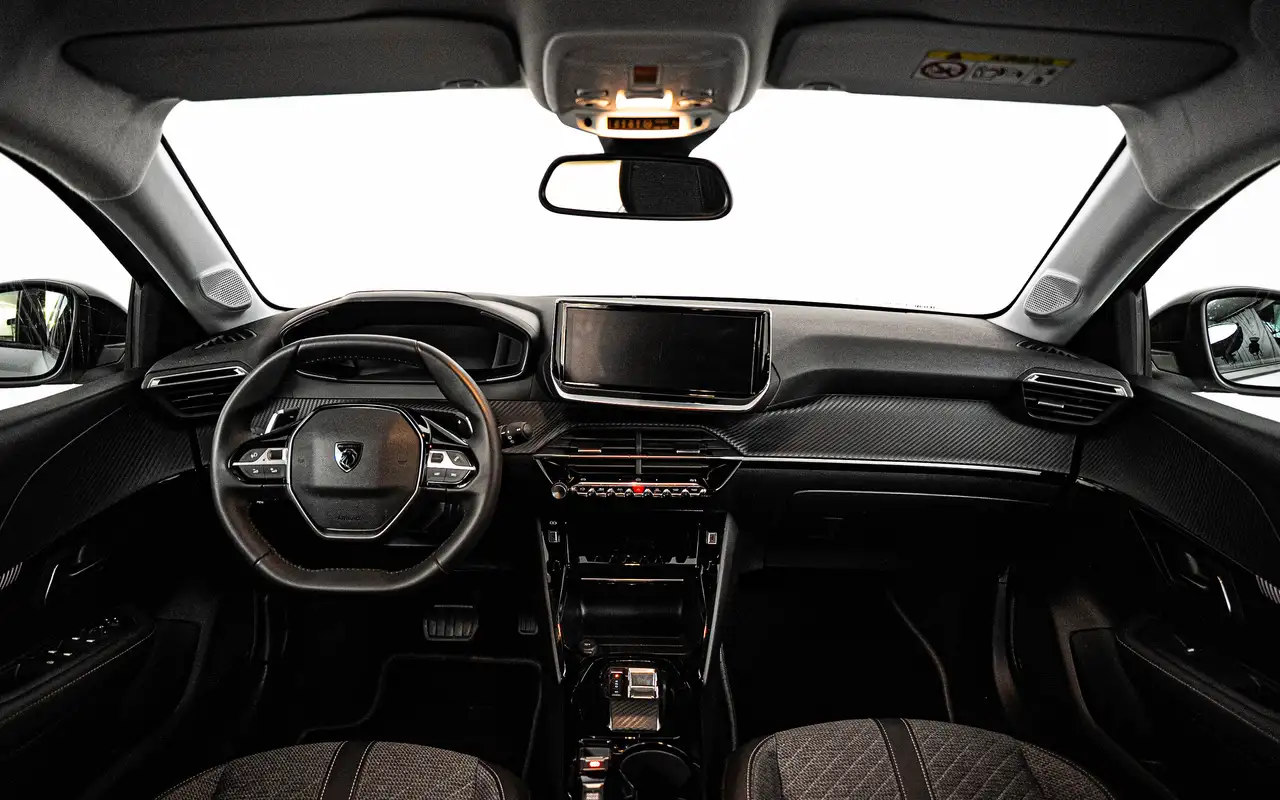 Peugeot 208 1.2 Turbo Allure 10