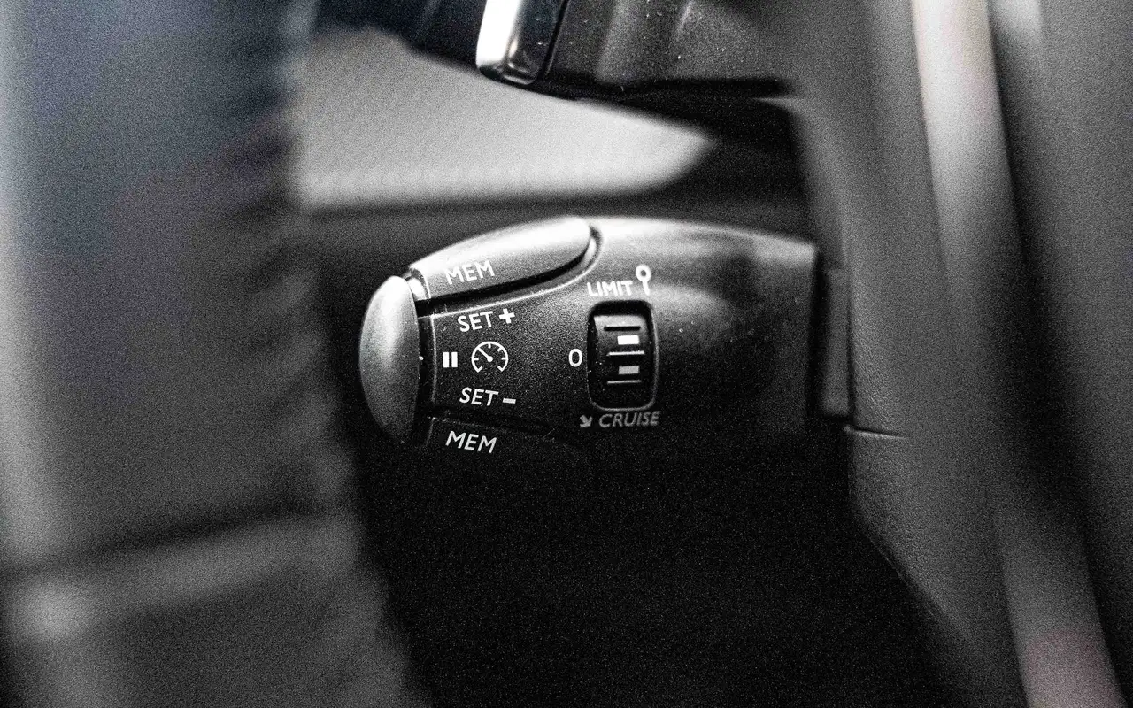 Peugeot 208 1.2 Turbo Allure 20