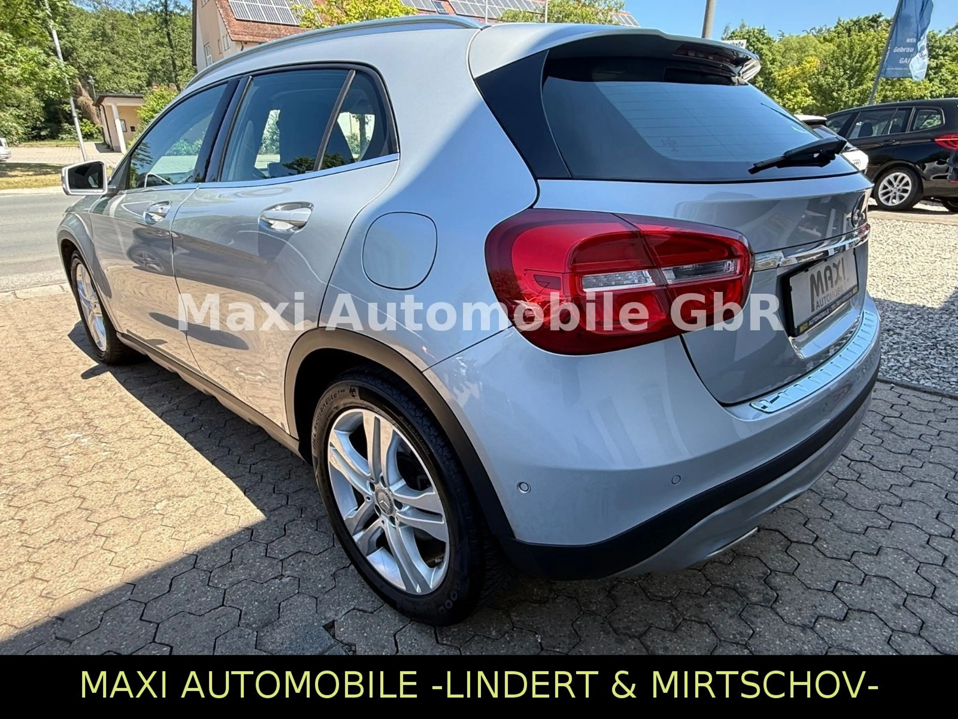 Mercedes-Benz GLA 220 CDI URBAN-AUT-NAV-XEN-LEDER-KAMERA-18Z. — photo 3