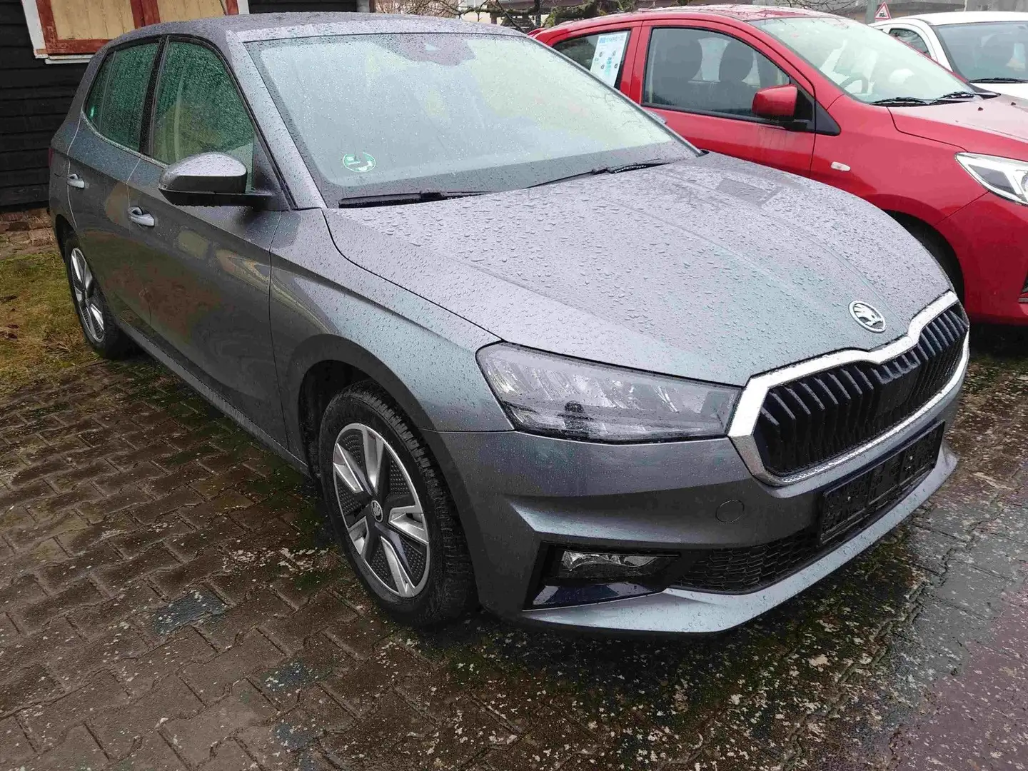 Skoda Fabia Style AUTOMATIK Gris - 1