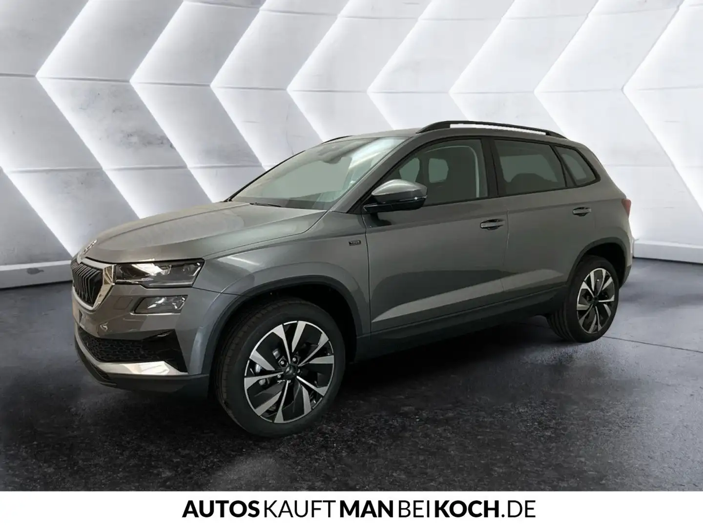 Skoda Karoq 1.5 TSI DSG TOUR AHZV ACC Navi Bluetooth LED Grijs - 2