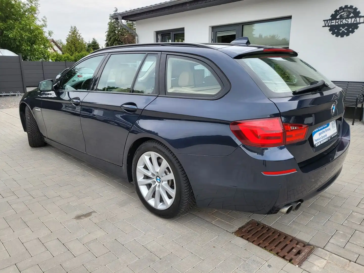 BMW 523 Touring*NAVI*Xenon*AHZV*Pano**PDC*SHZ*Leder* Синій - 2