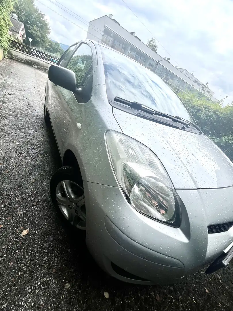Toyota Yaris 1,0 VVT-i Sol - 2