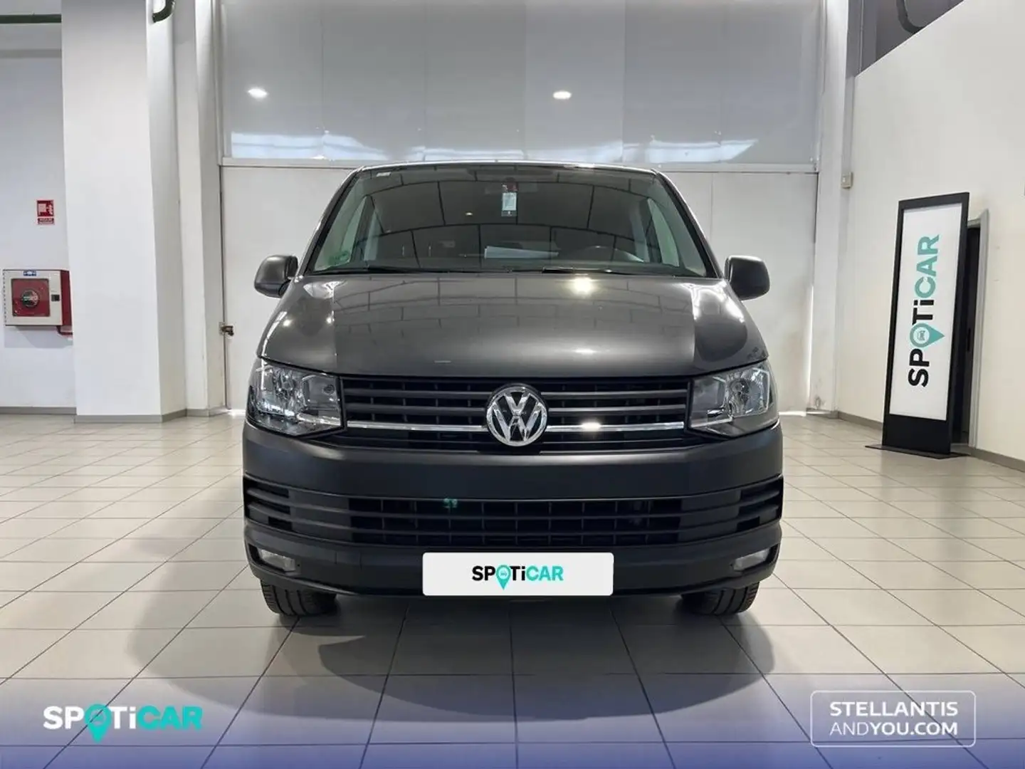 Volkswagen Corto 2.0 TDI 75kW (102CV) BMT Trendline Gris - 2