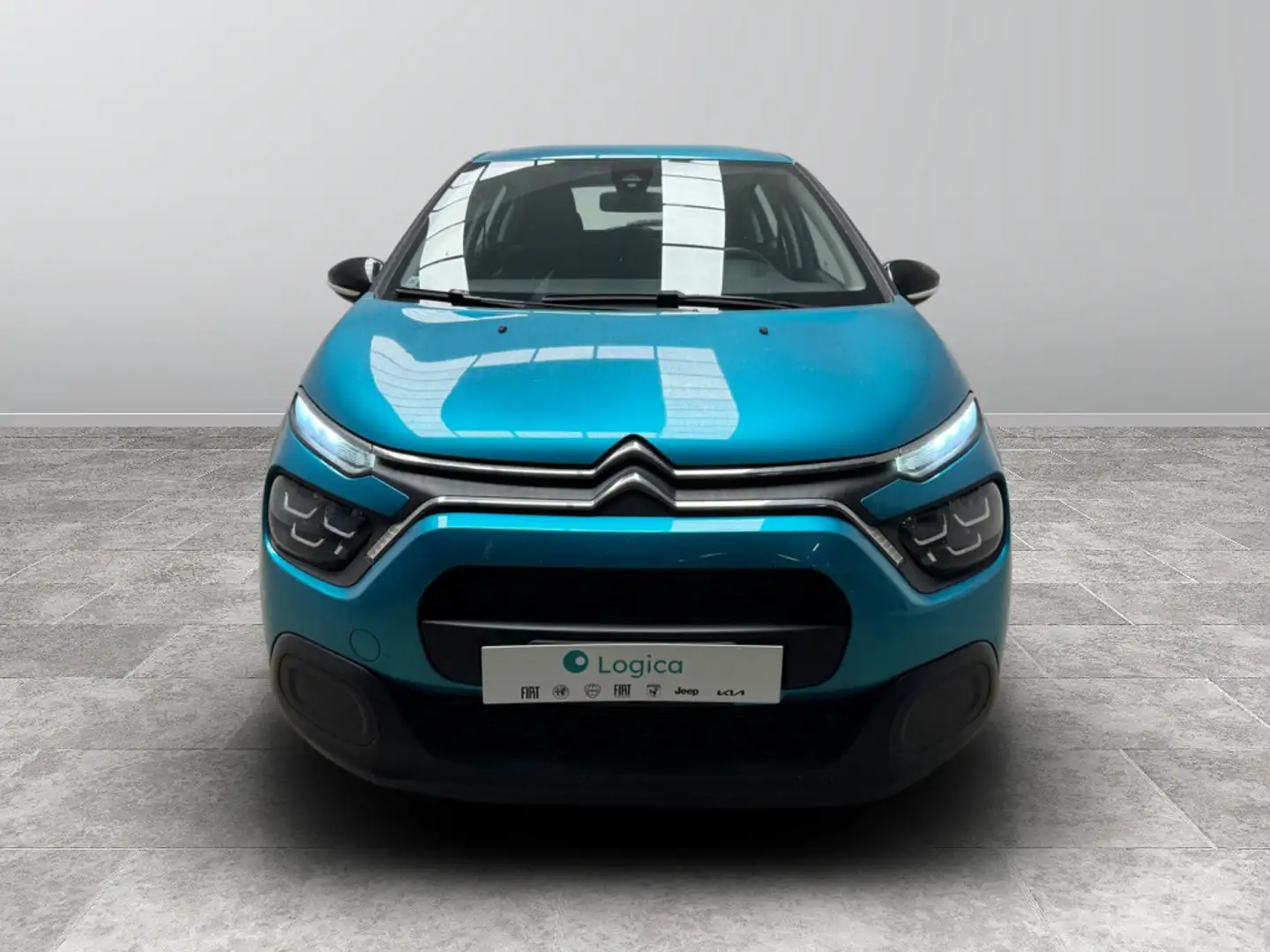 Citroen C3 1.2 PureTech Feel Pack Blauw - 2
