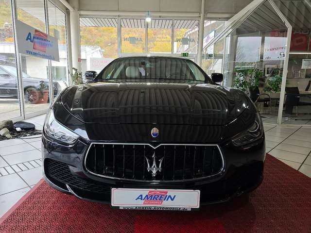 Maserati Ghibli S+NAVI+KAMERA+ALCANTARA+SCHIEBEDACH+
