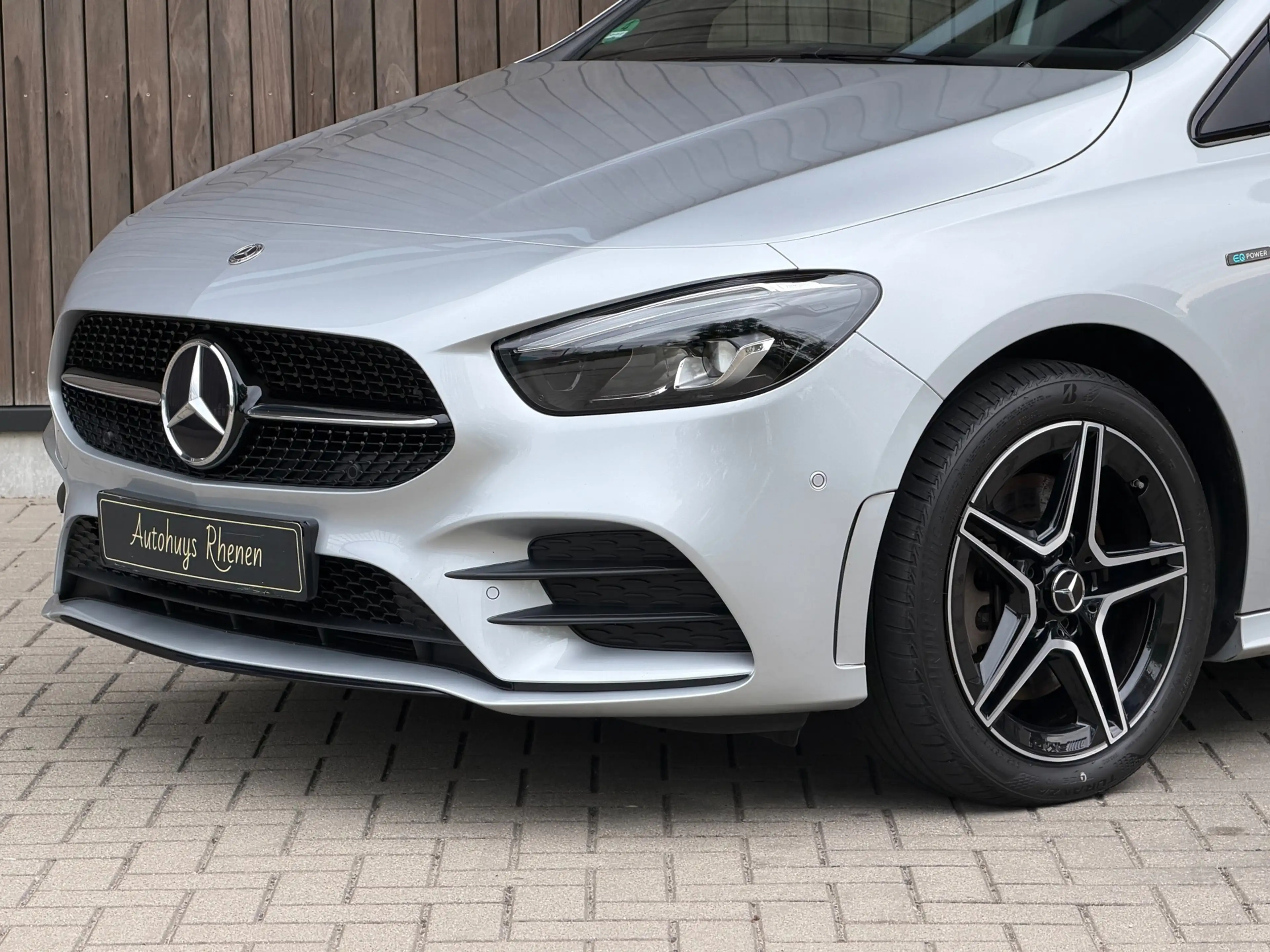 Mercedes-Benz B 250 e Business Solution AMG Limited — photo 4