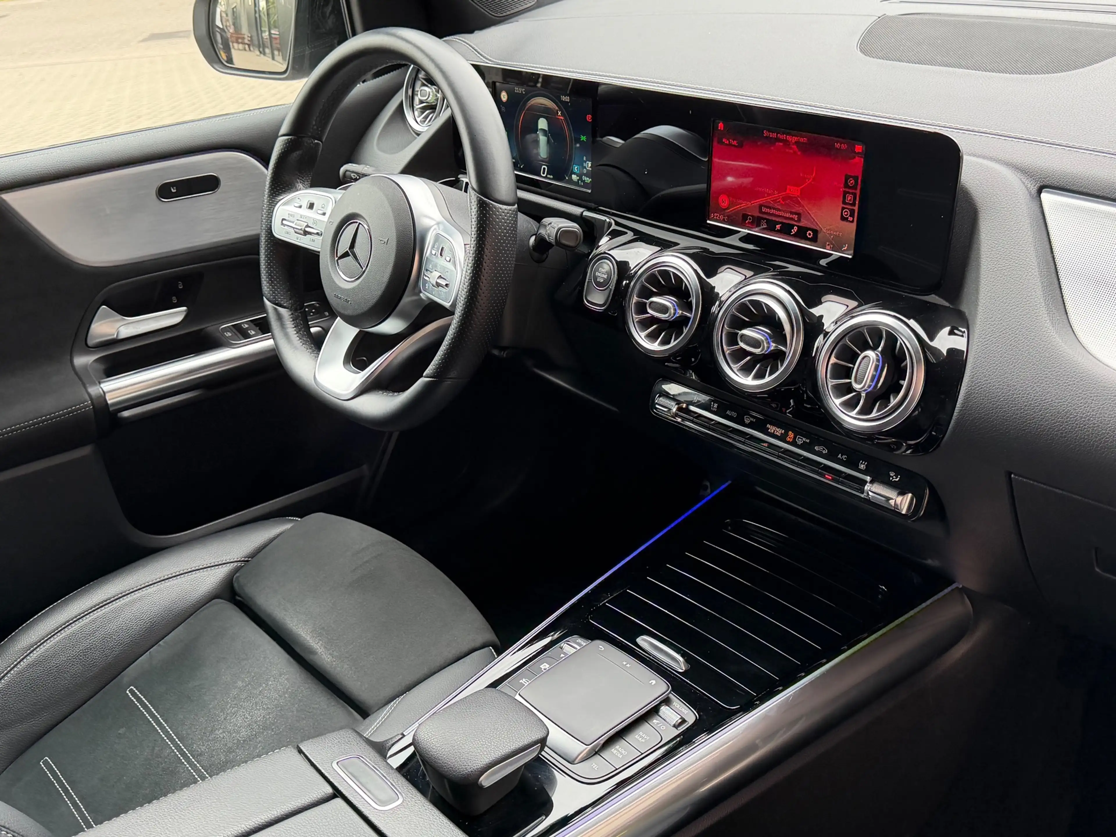 Mercedes-Benz B 250 e Business Solution AMG Limited — photo 15