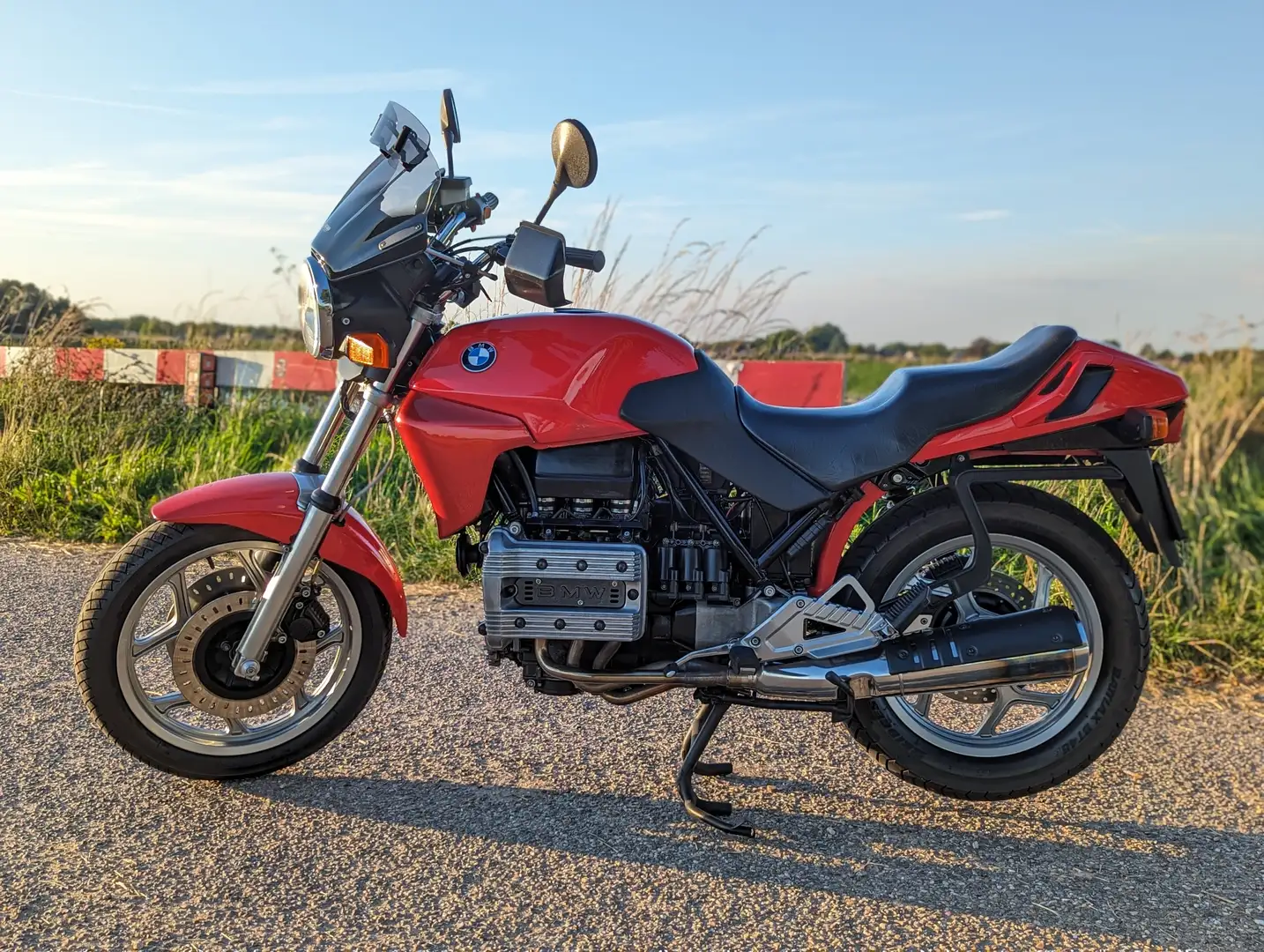 BMW K 75 Rojo - 2