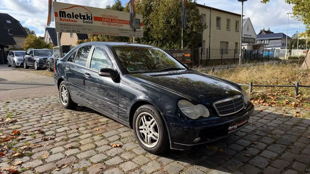 Mercedes-Benz C 180