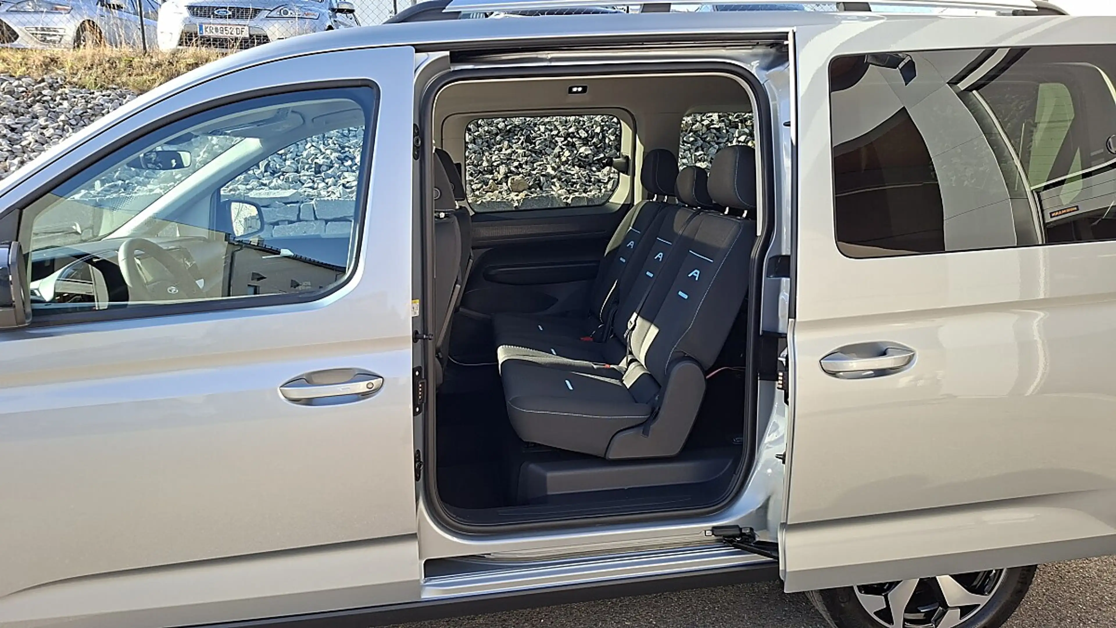 Ford Grand Tourneo Connect 2,0 EcoBlue L2 AWD Active — photo 14