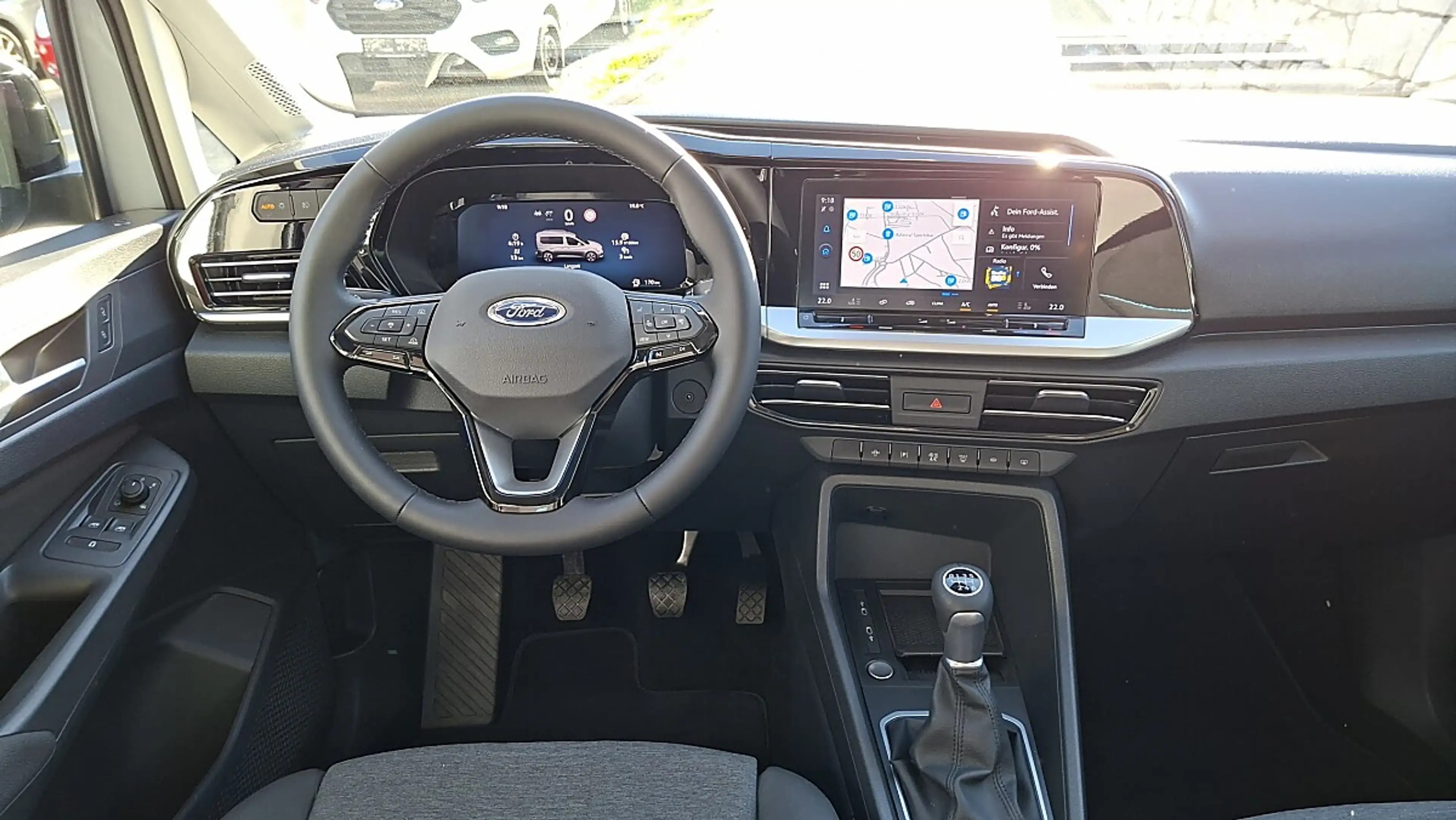 Ford Grand Tourneo Connect 2,0 EcoBlue L2 AWD Active — photo 10