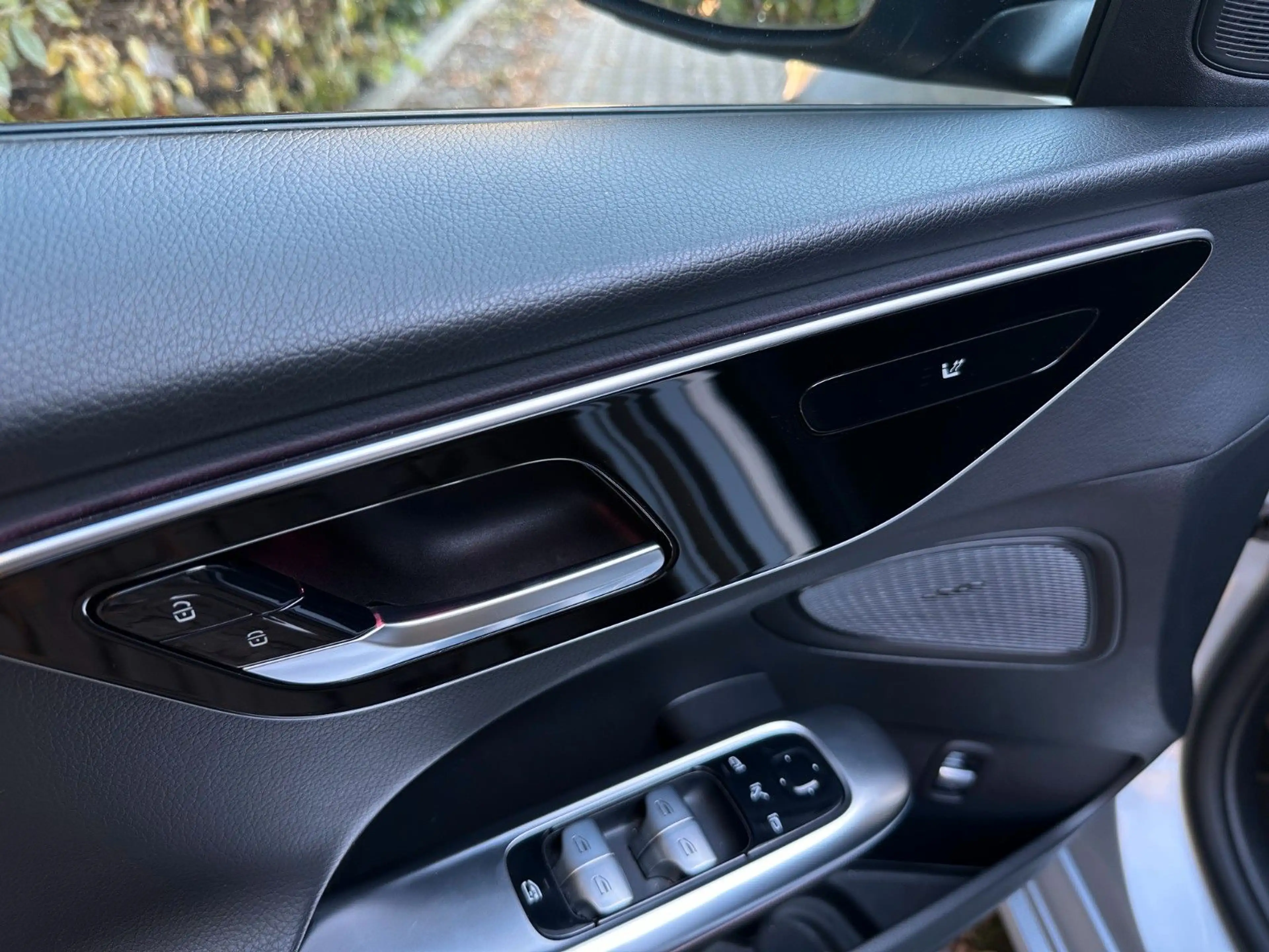 Mercedes-Benz C 220 C220dT 4M AHK High-End Business Night Avantgarde — photo 6