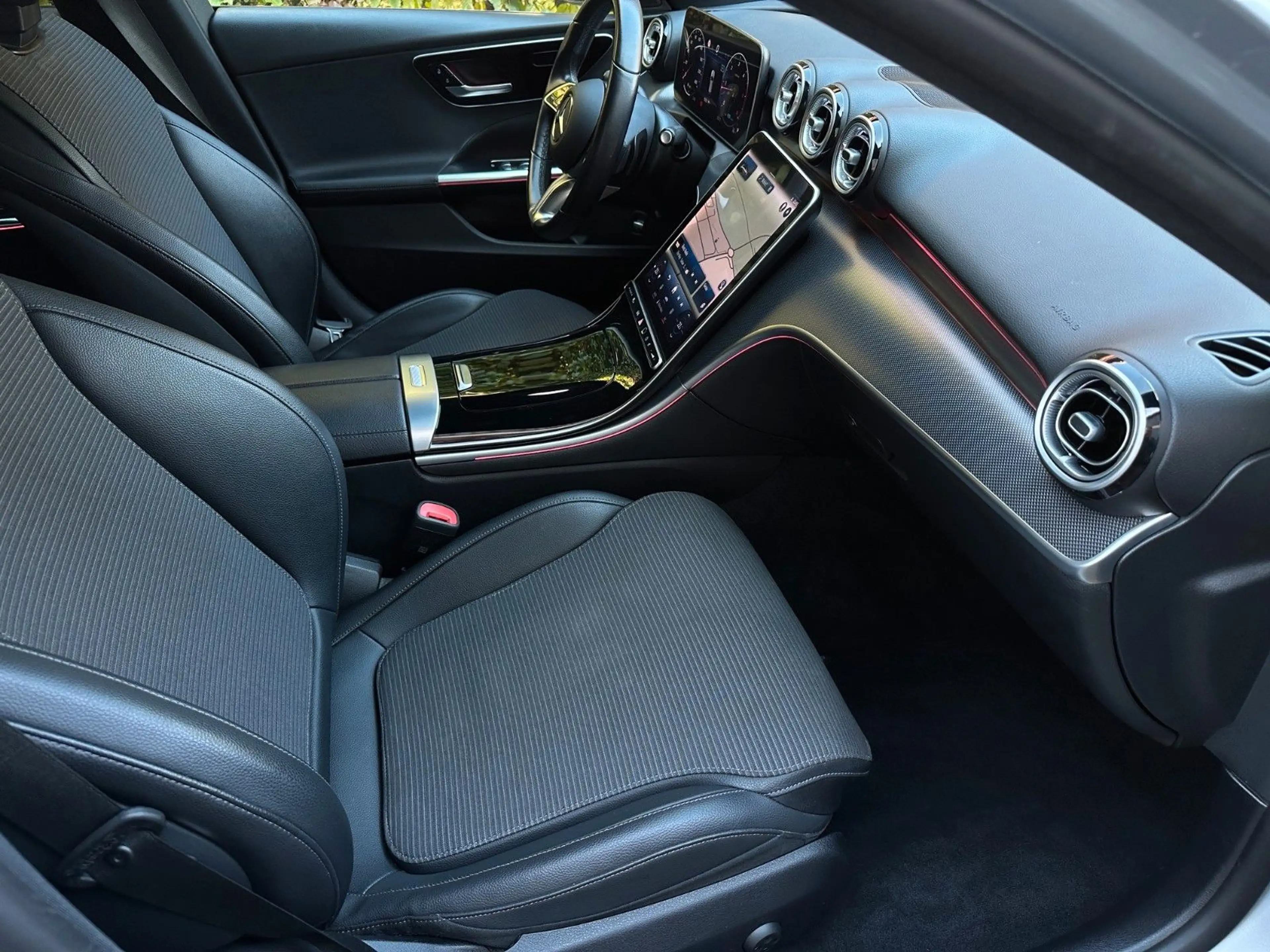 Mercedes-Benz C 220 C220dT 4M AHK High-End Business Night Avantgarde — photo 14