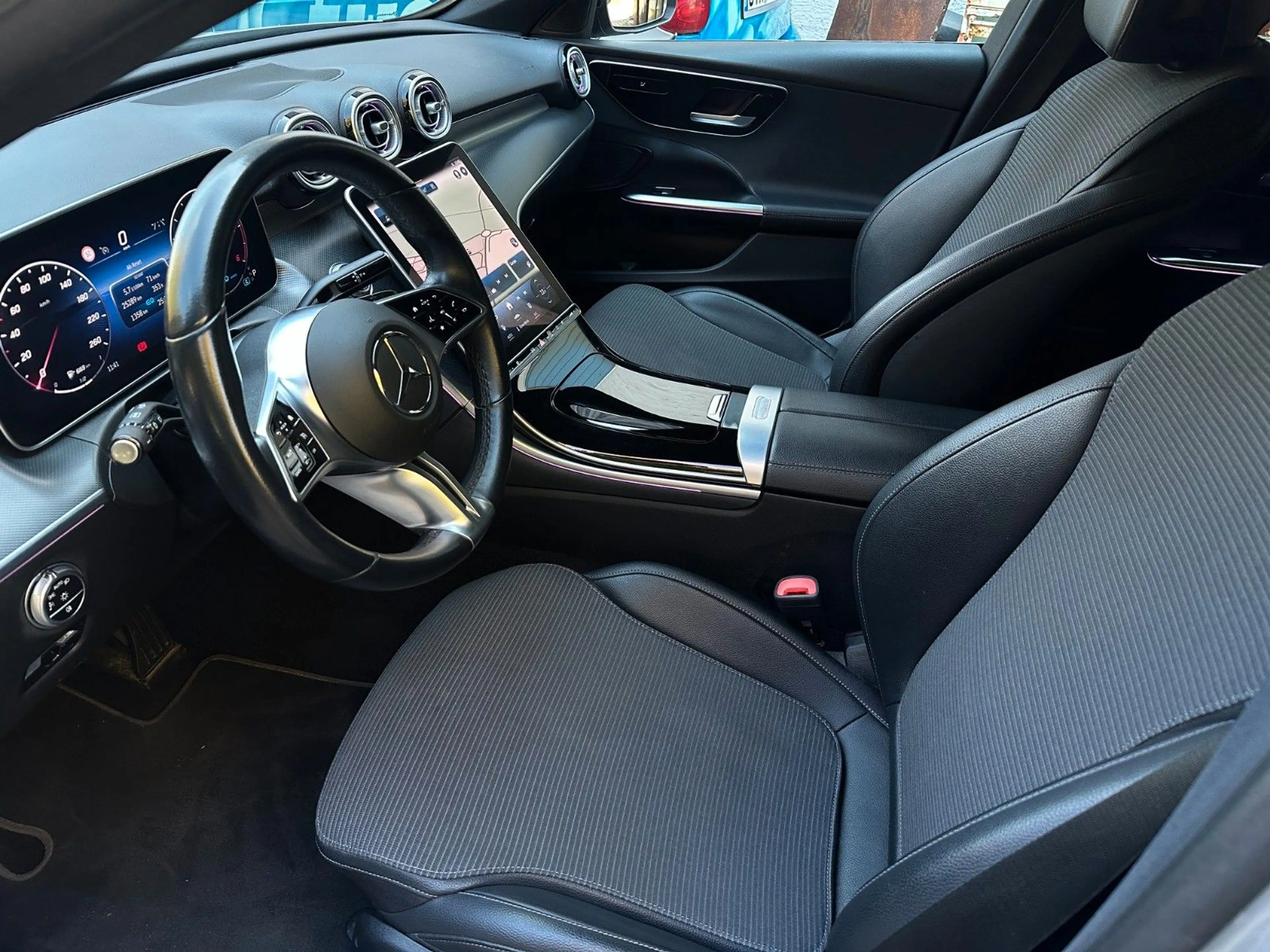 Mercedes-Benz C 220 C220dT 4M AHK High-End Business Night Avantgarde — photo 5