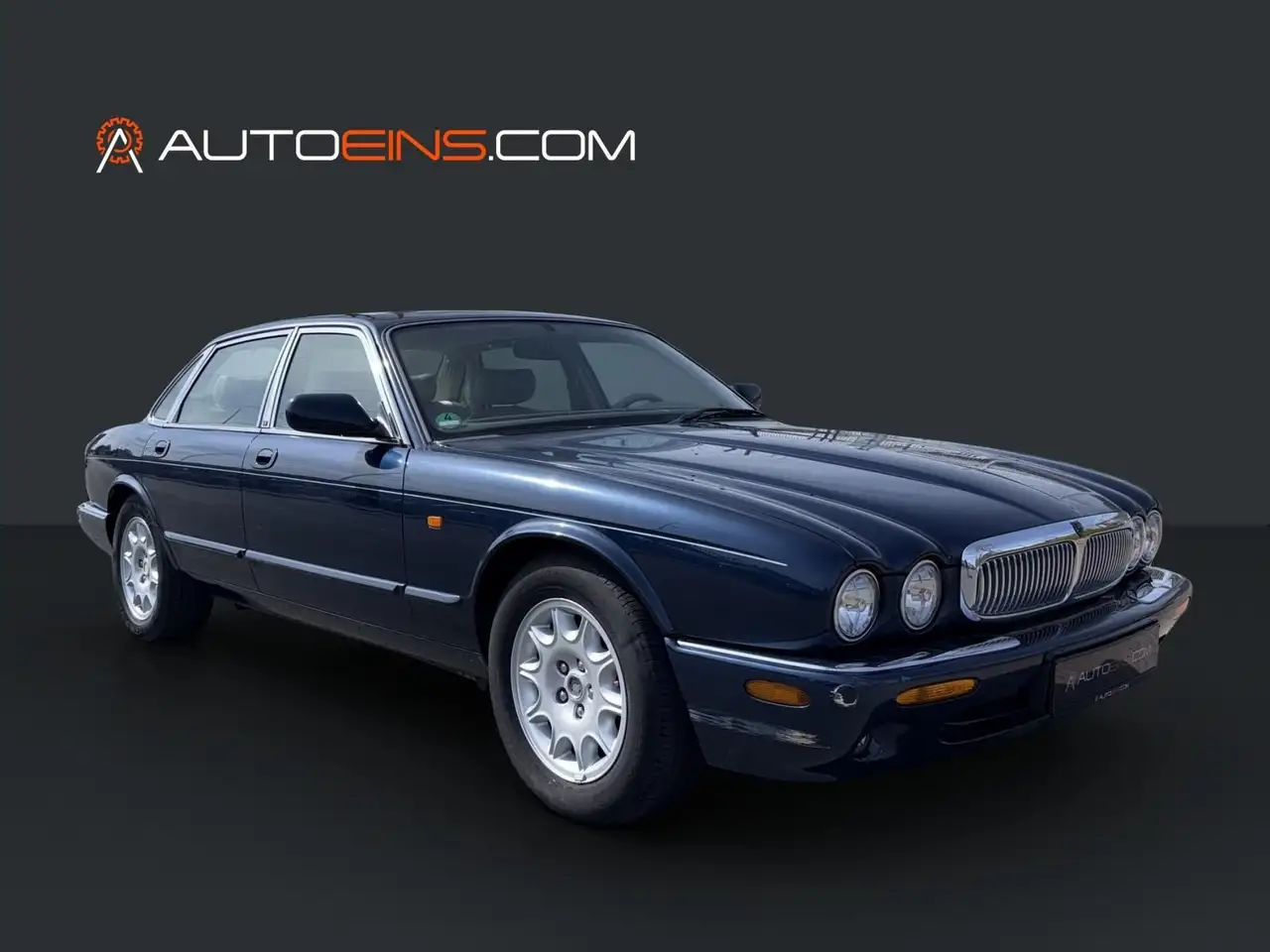 Jaguar XJ 4.0 V8 Sovereign*1-Hand*Leder Beige*Sitzh.*, foto 1