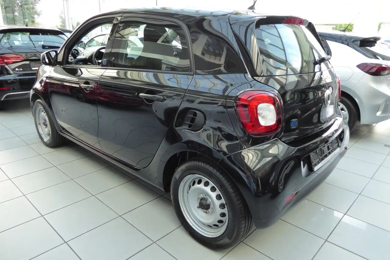 smart forFour 2021