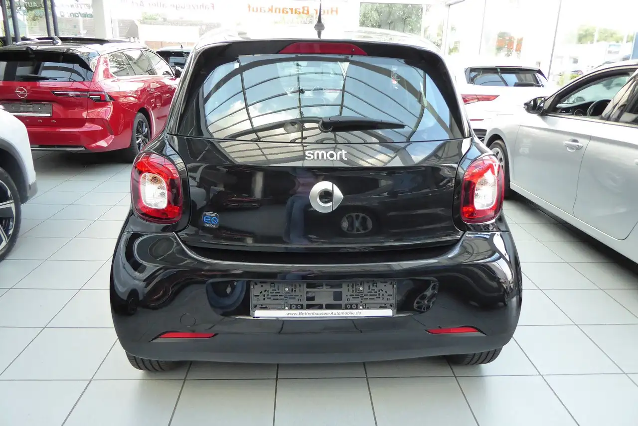 smart forFour 2021
