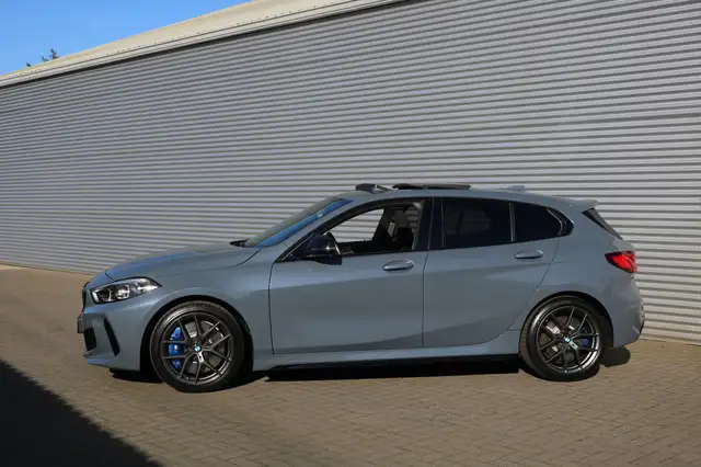 BMW 135 1-serie M135i xDrive High Executive (Panodak Sport