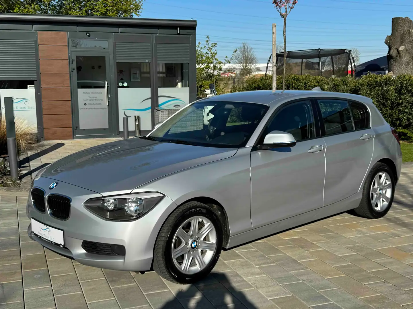 BMW 120 120 d *Navi*SHZ*Bluetooth*Klima* Grau - 1