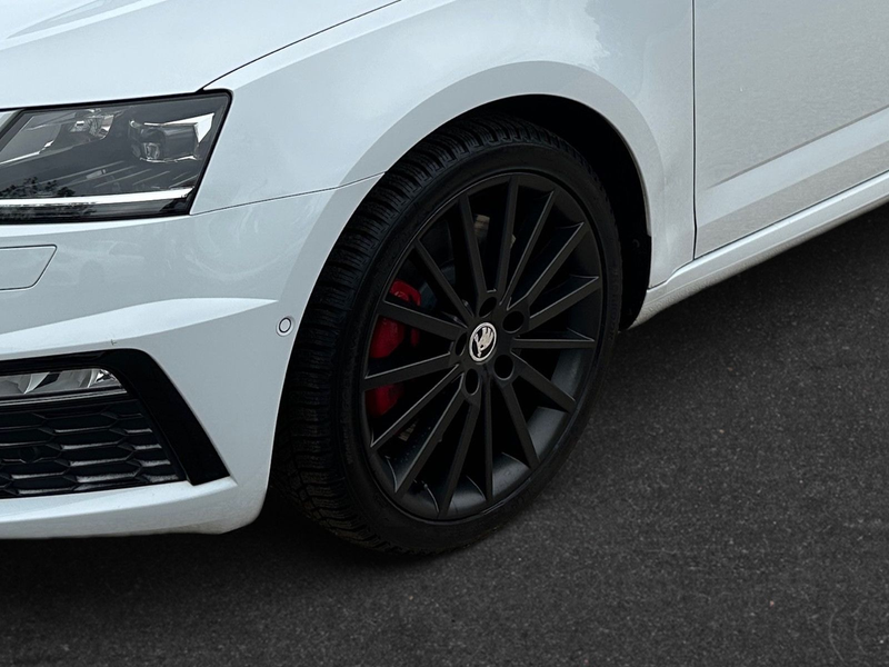 Skoda Octavia Combi RS 245 — photo 10