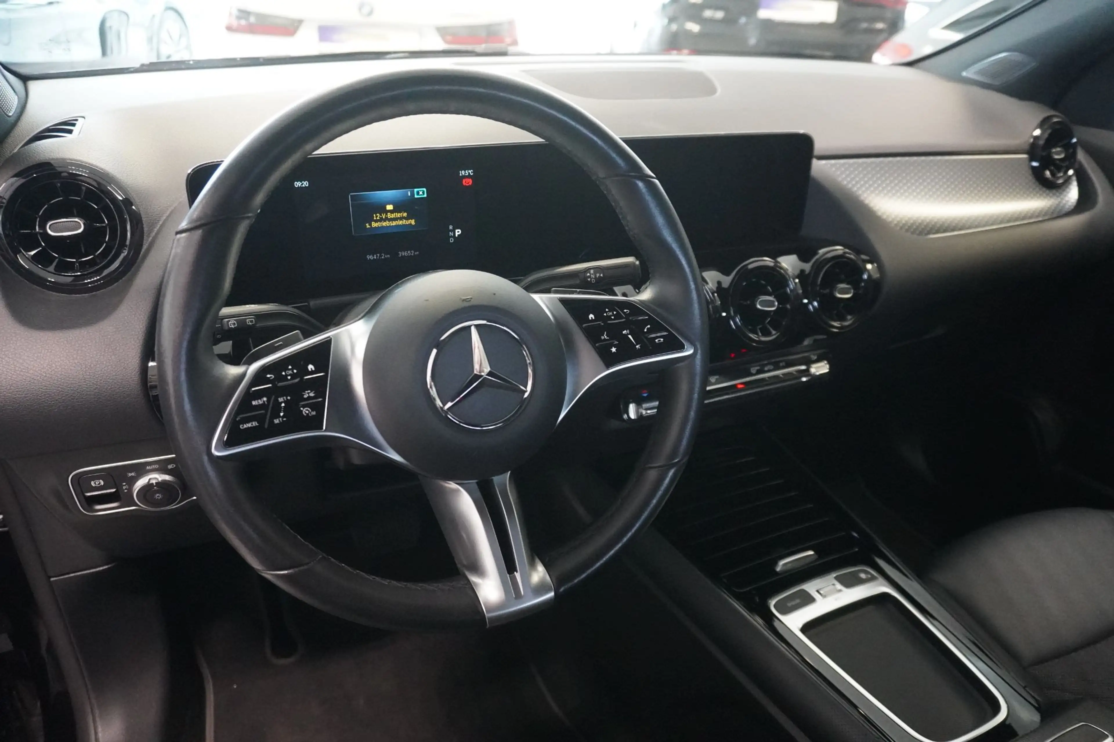 Mercedes-Benz GLA 180 Aut. MY24/Kamera/SHZ/Navi — photo 7