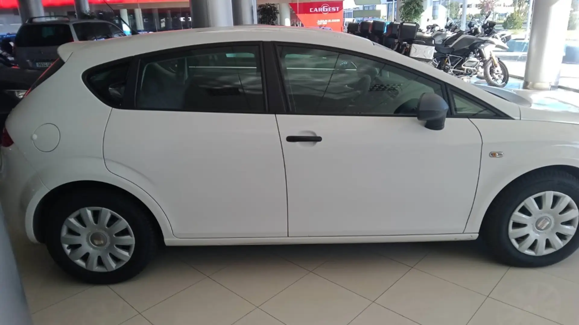 SEAT Leon 1.4 Emoción Blanco - 2