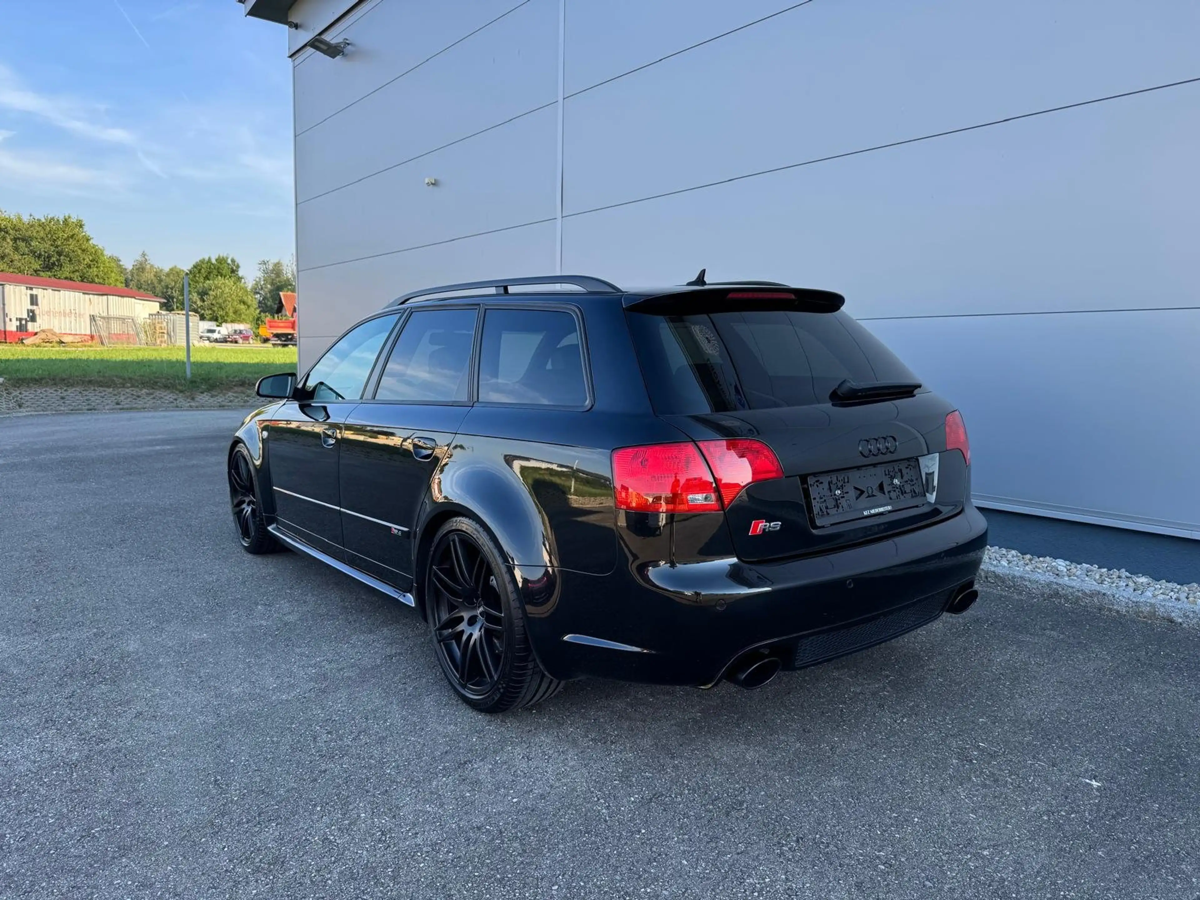 Audi RS4 RS4 Avant 4,2 V8 quattro — photo 5