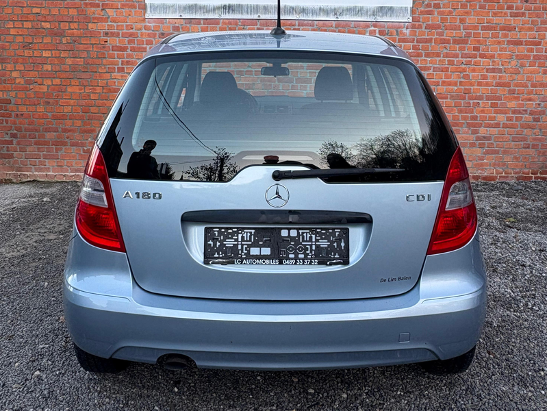Mercedes-Benz A 180 A 180 CDI Avantgarde — photo 3