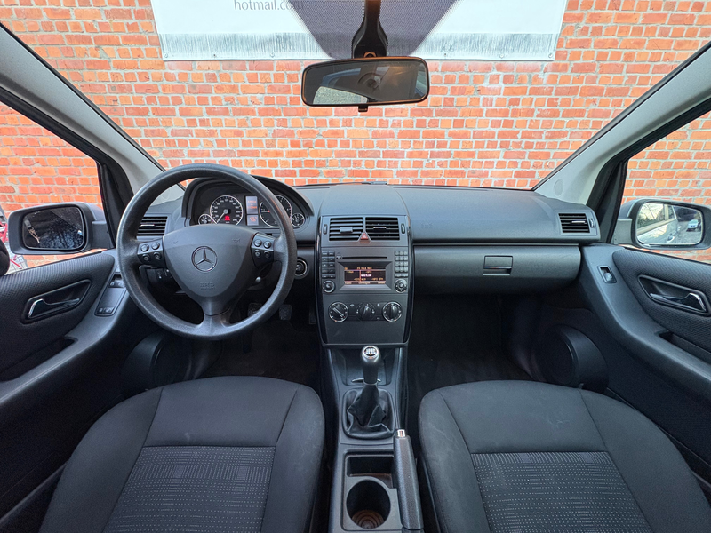 Mercedes-Benz A 180 A 180 CDI Avantgarde — photo 6