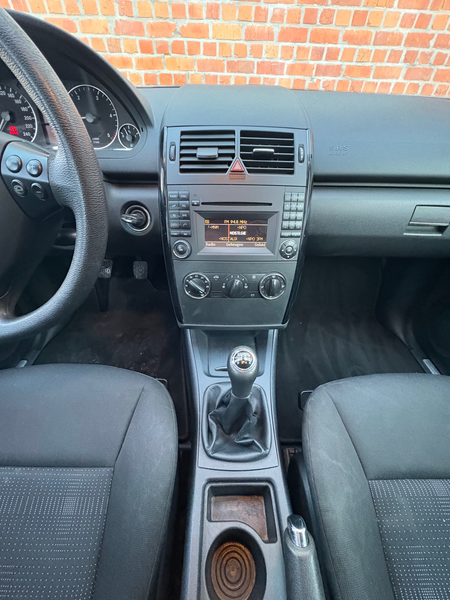 Mercedes-Benz A 180 A 180 CDI Avantgarde — photo 7