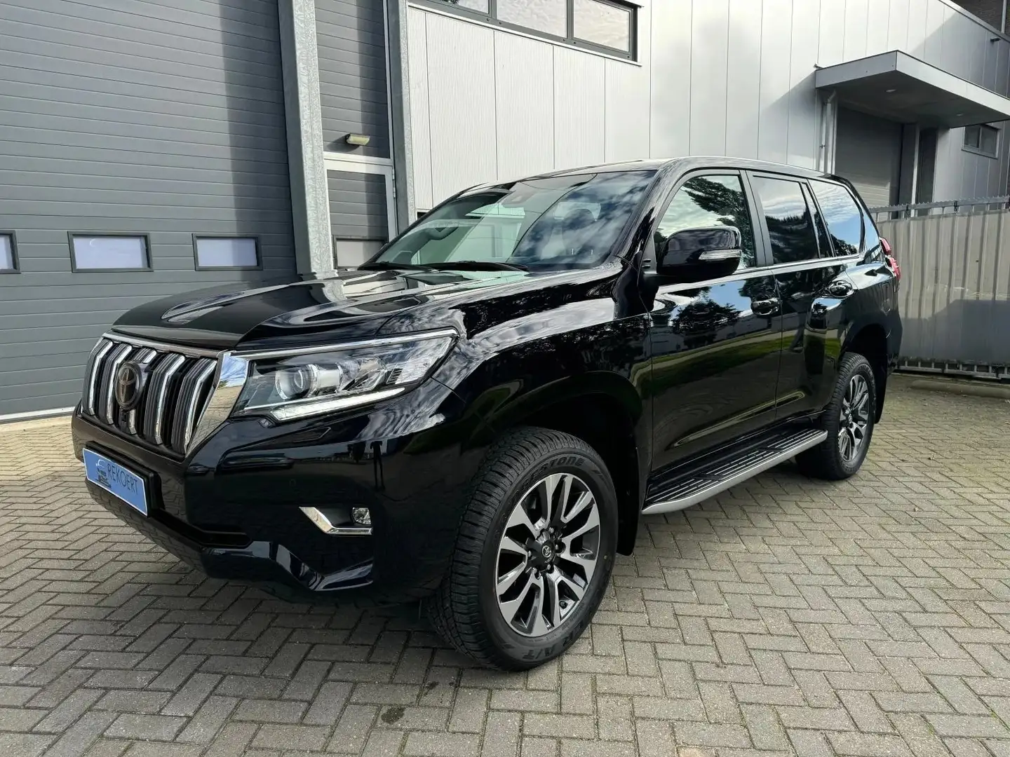 Toyota Land Cruiser 2.8 D-4D Professional VAN 204PK, Stoelventilatie, Zwart - 1