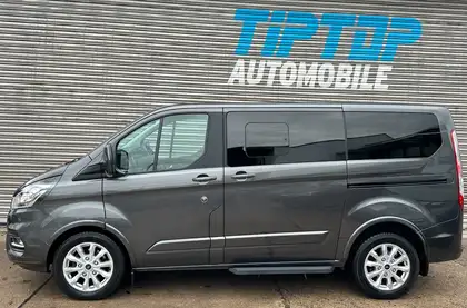 Annonce voiture d'occasion Ford Tourneo Custom - CARADIZE