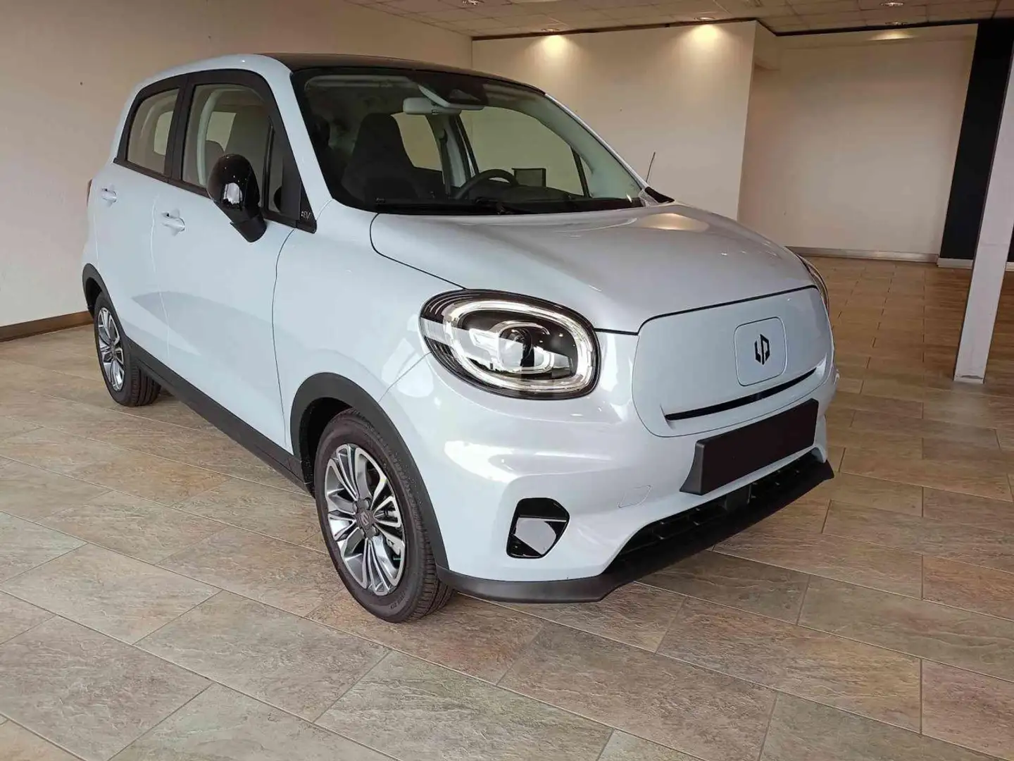 Leapmotor T03 70kW Grigio - 1