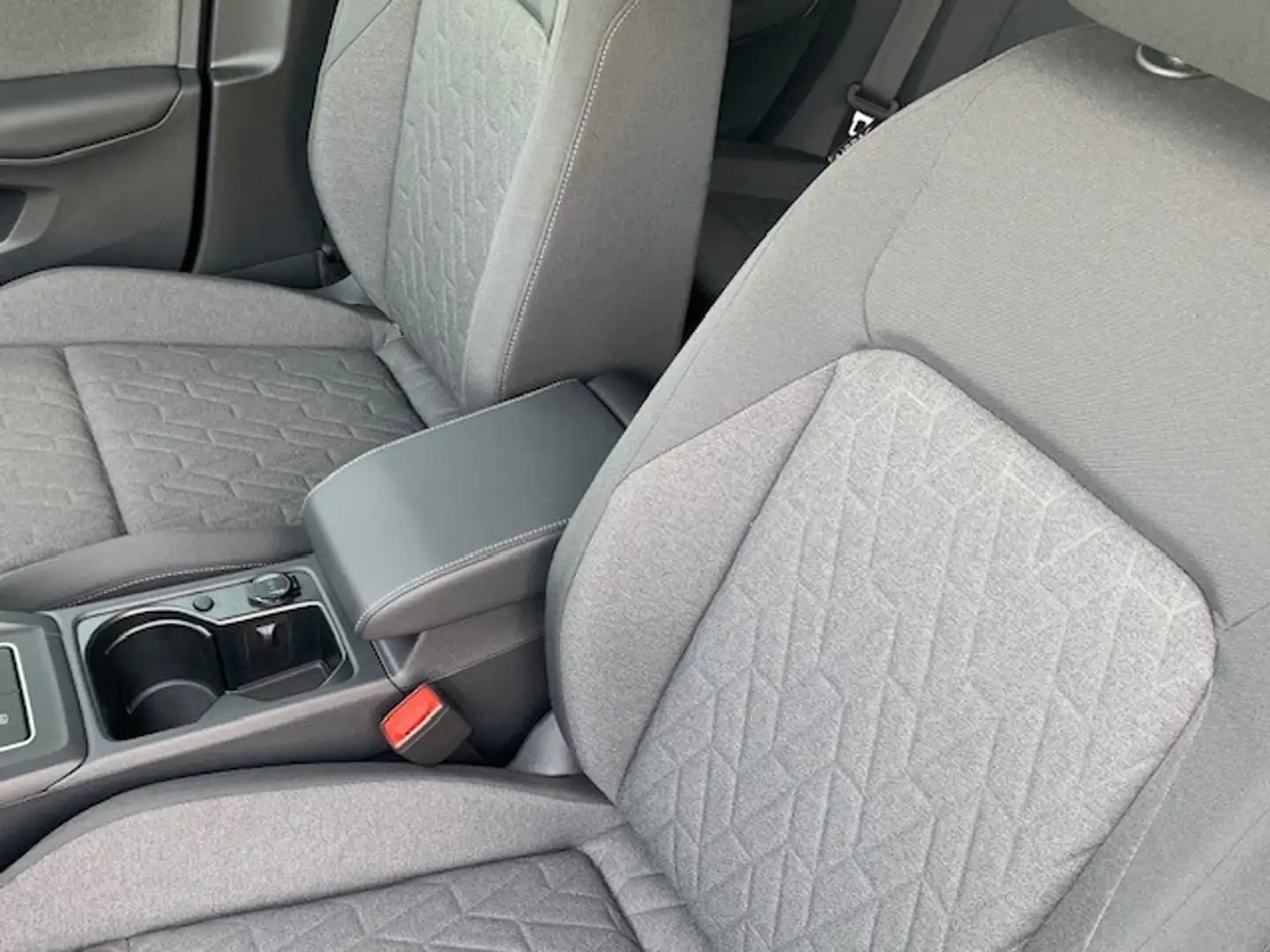 Volkswagen Golf LIFE 2.0TDI 116CV 6 VITESSES Argent - 2