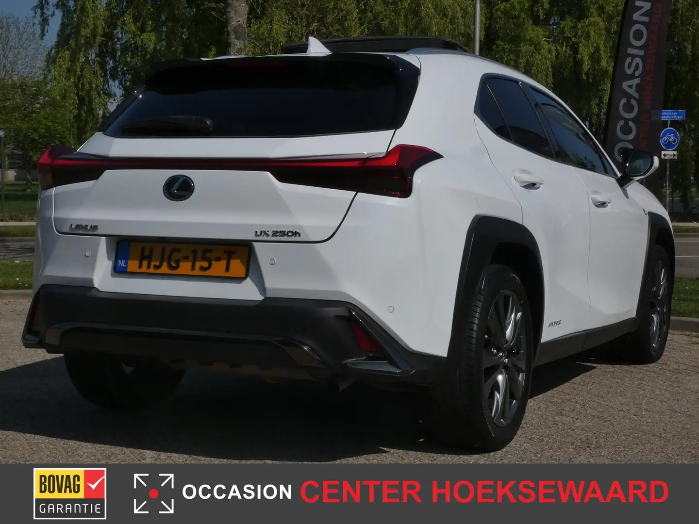 Lexus UX 250h Hybrid 184pk CVT F Sport Line | Schuifdak | Carpla Blanc - 2