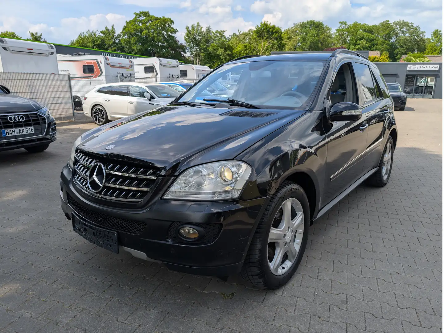 Mercedes-Benz ML 320 CDI Sport Paket*Navi*AHK*3,5T*Xenon* Zwart - 1