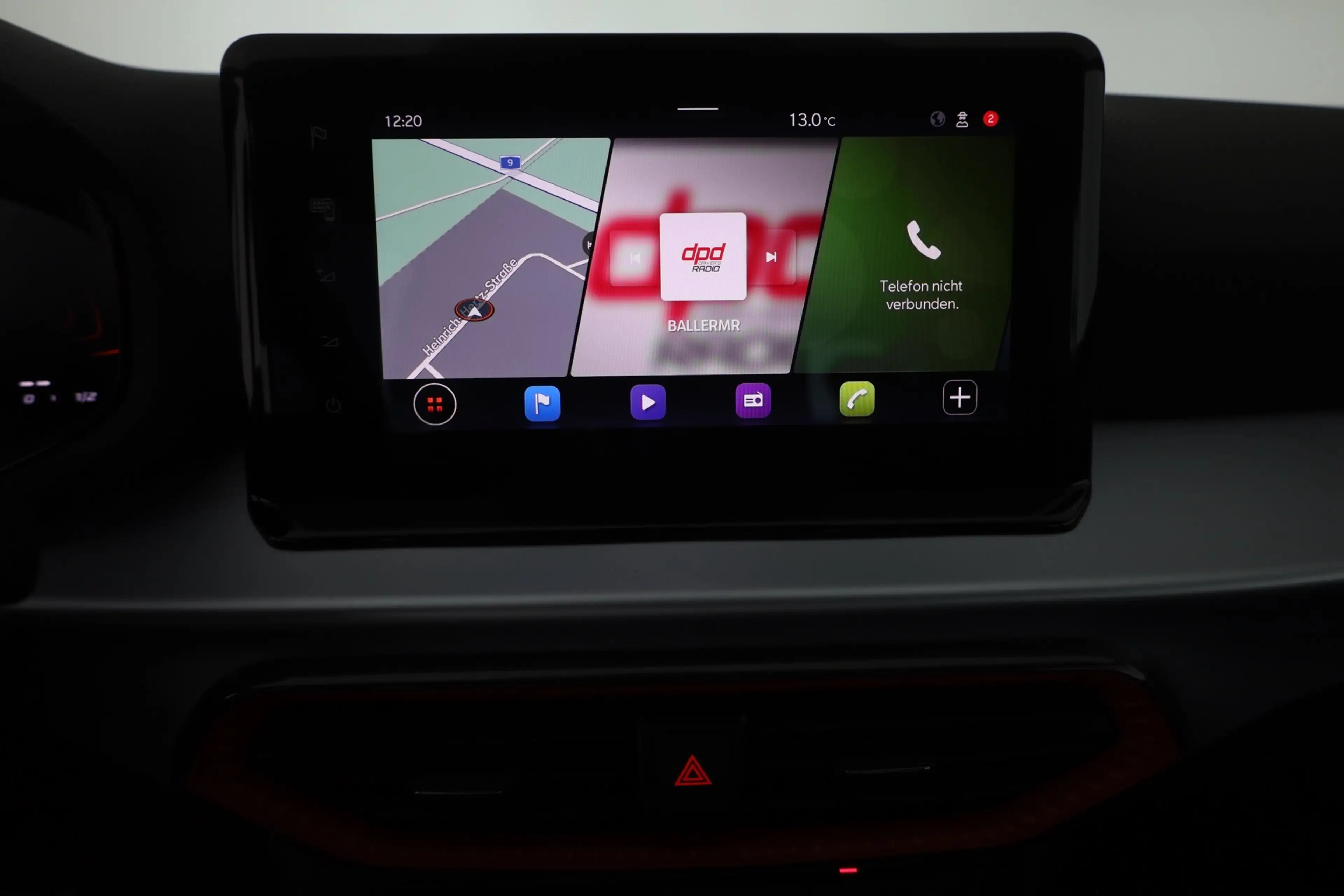 SEAT Arona 1.0 TSI DSG FR LED Navi Android Apple PDC — photo 11