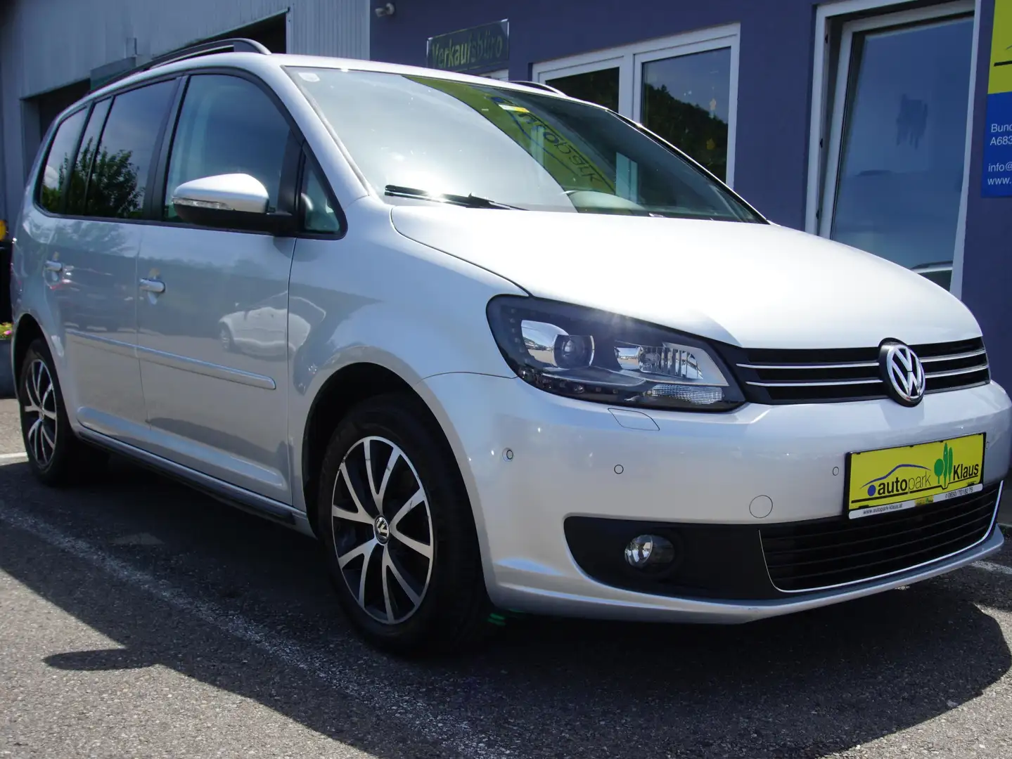 Volkswagen Touran Comfortline BMT Grau - 1