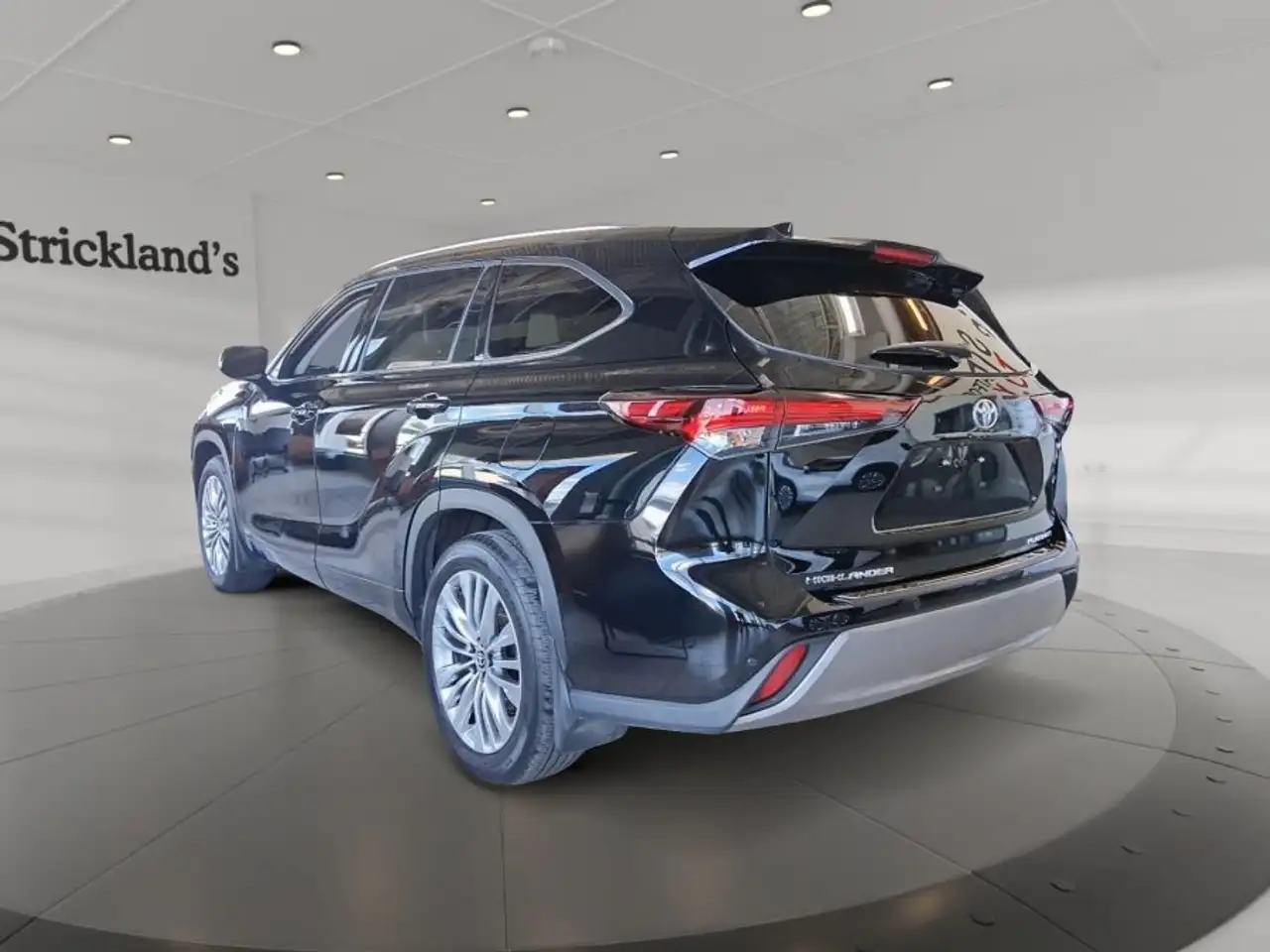 Toyota Highlander снимка Toyota Highlander
