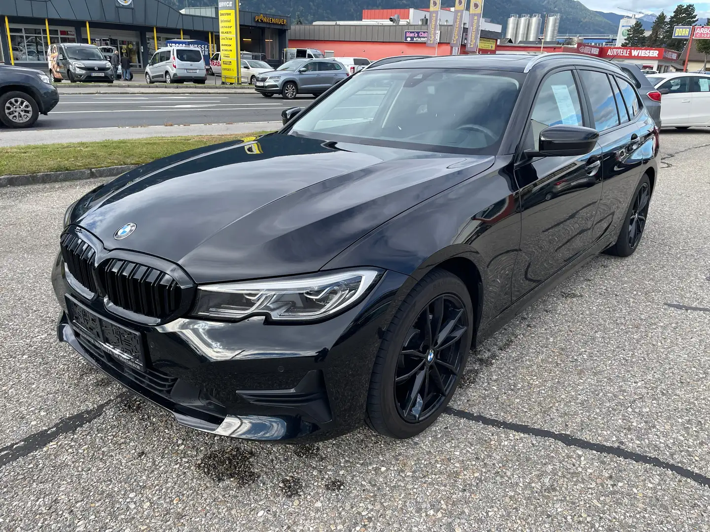 BMW 320 320 d Schwarz - 1